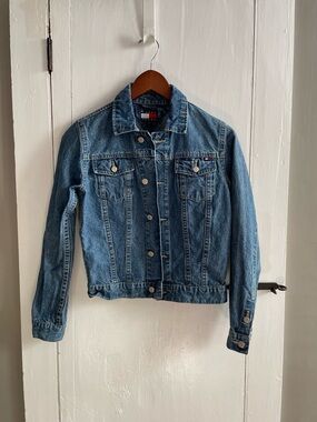 Authentic Y2K Tommy Hilfiger Women's Classic Blue Denim Trucker Jacket Size S